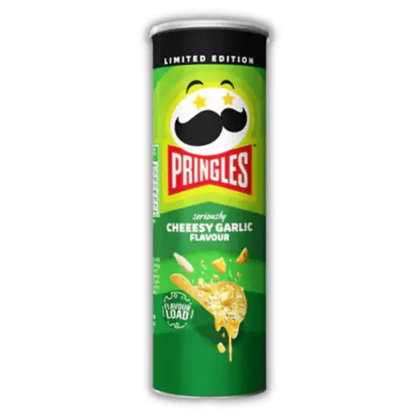 Pringles Rich Cheesy Garlic – Chips pringles goût ail et fromage, intensément riches et savoureuses.