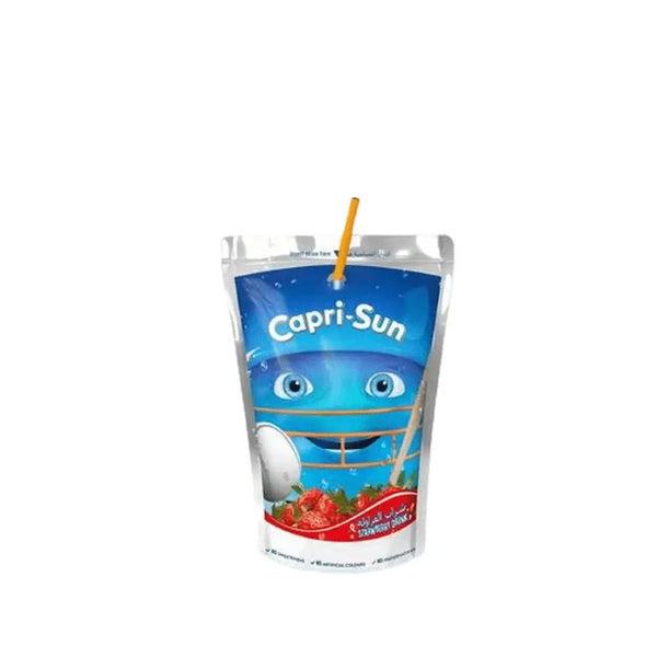 Capri Sun Strawberry - Boisson fruitée à la fraise, saveur douce et rafraîchissante, idéale pour une pause désaltérante et gourmande, format pratique à emporter, dispo sur Bonbiz, la référence des boissons américaines fruitées.