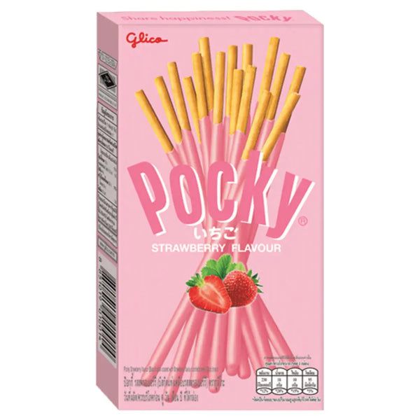 Pocky Glico Strawberry Flavored - Biscuits japonais croustillants enrobés d'un glaçage crémeux à la fraise. Un snack gourmand avec un packaging élégant, entouré de fraises fraîches et de tourbillons de crème à la fraise pour une expérience fruitée et sucrée.