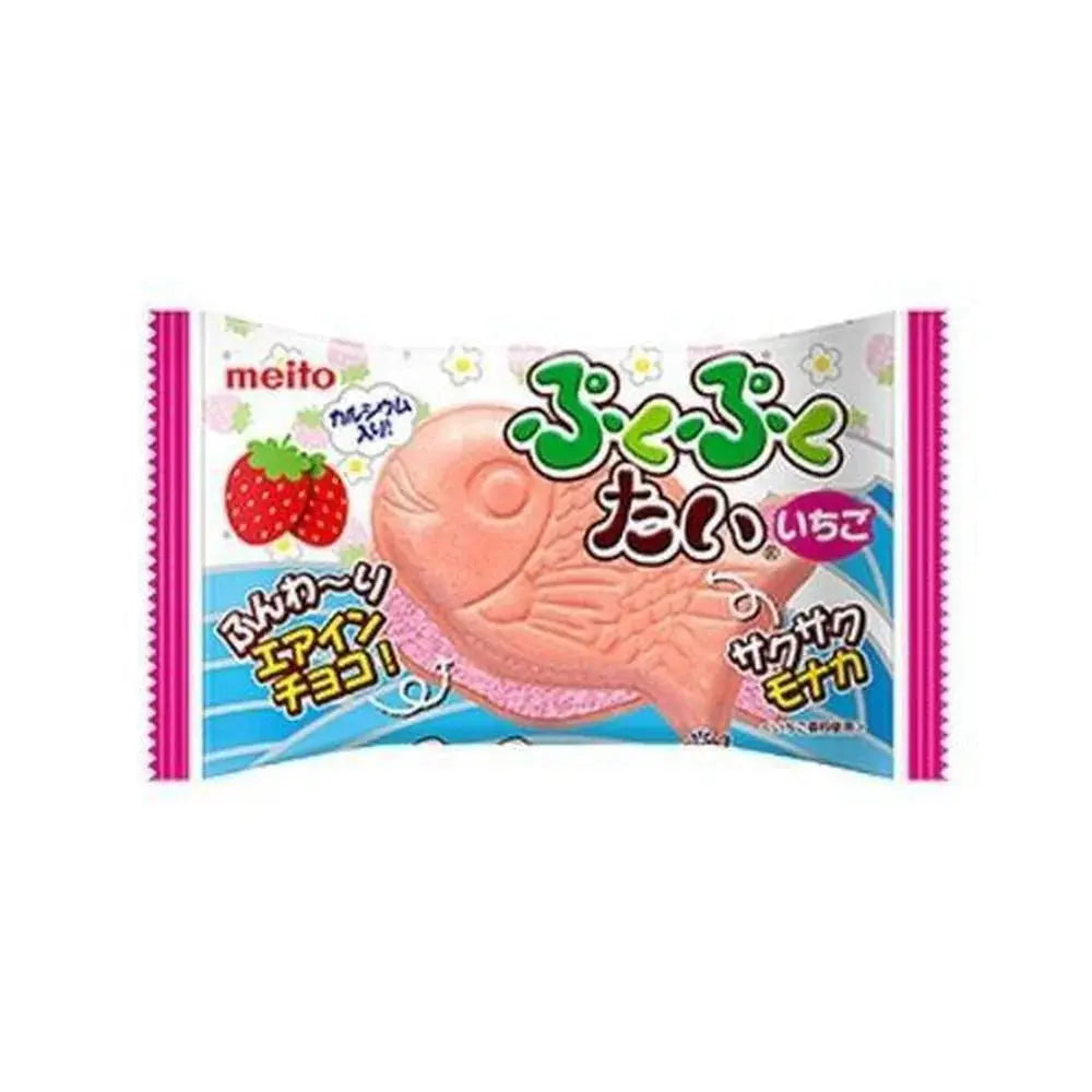 Meito Puku Puku Tai Strawberry, une gaufrette croustillante japonaise fourrée d’une mousse légère à la saveur fraise, inspirée du Taiyaki. Disponible sur Bonbiz, ton American & Asian Market en ligne !