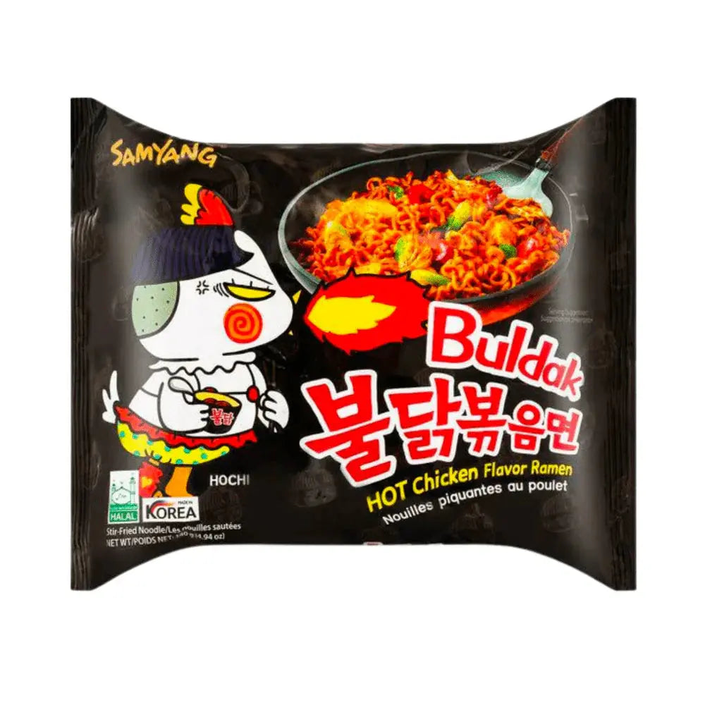 Samyang Ramen Spicy Hot Chicken, un ramen coréen ultra-relevé, avec une sauce buldak épicée et savoureuse, idéal pour les amateurs de nouilles spicy !